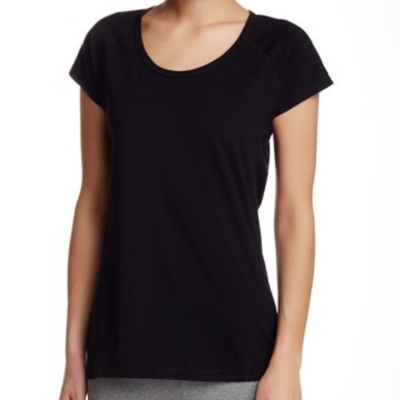 Zella Tops - Z by Zella scoop neck favorite black t shirt